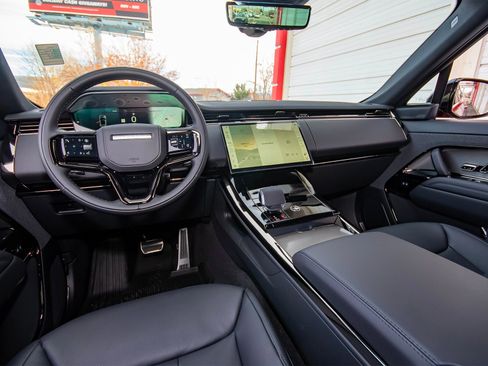 New 2025 Land Rover Range Rover Sport Dynamic SE image 37