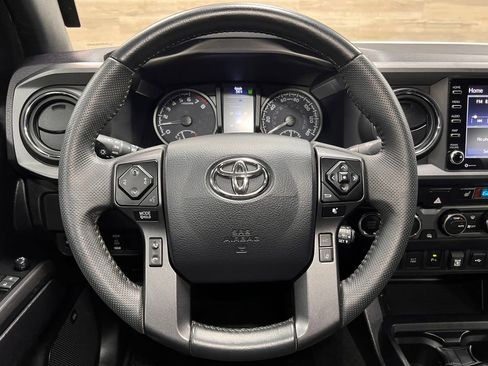 Used 2023 Toyota Tacoma TRD Off-Road w/ TRD Premium Off Road Package image 9