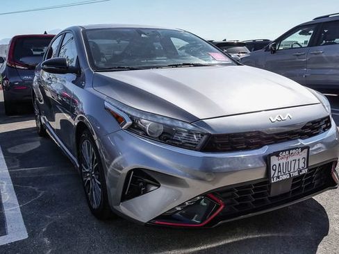 Used 2022 Kia Forte GT-Line w/ GT-Line Premium Package FWD image 2