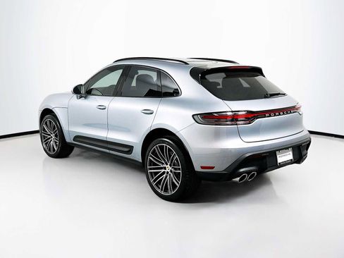 Certified 2026 Porsche Macan AWD/4WD image 3