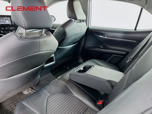 Used 2023 Toyota Camry SE FWD image 32