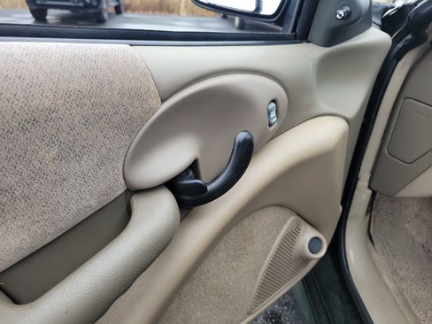 Used 2000 Pontiac Sunfire GT image 14