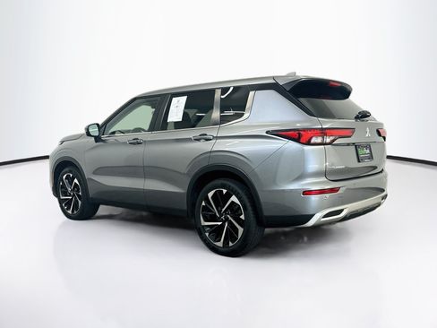 Used 2024 Mitsubishi Outlander SE AWD/4WD image 5