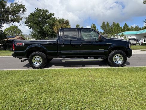 Used 2005 Ford F250 XLT AWD/4WD image 8
