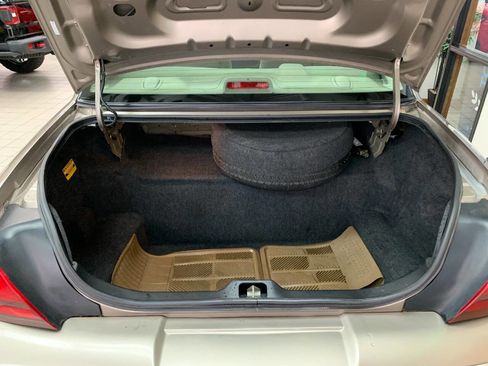 Used 2005 Mercury Grand Marquis GS image 6