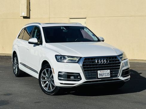 Used 2018 Audi Q7 3.0T Premium Plus w/ Premium Plus Package AWD/4WD image 1