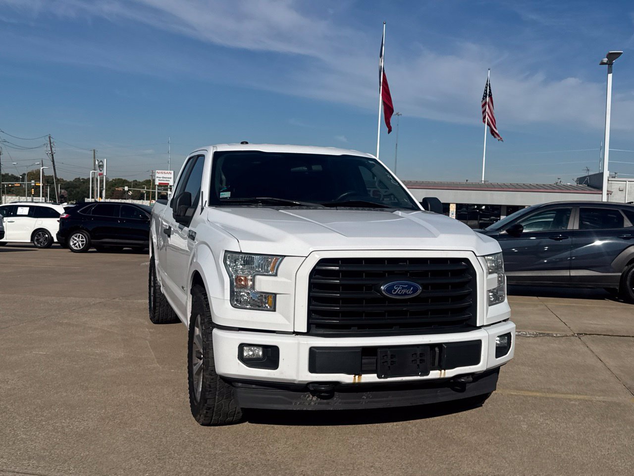 Used 2017 Ford F150 XL w/ Equipment Group 101A Mid AWD/4WD image 4