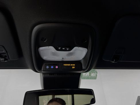 Used 2023 Chevrolet Colorado W/T w/ WT Convenience Package image 21