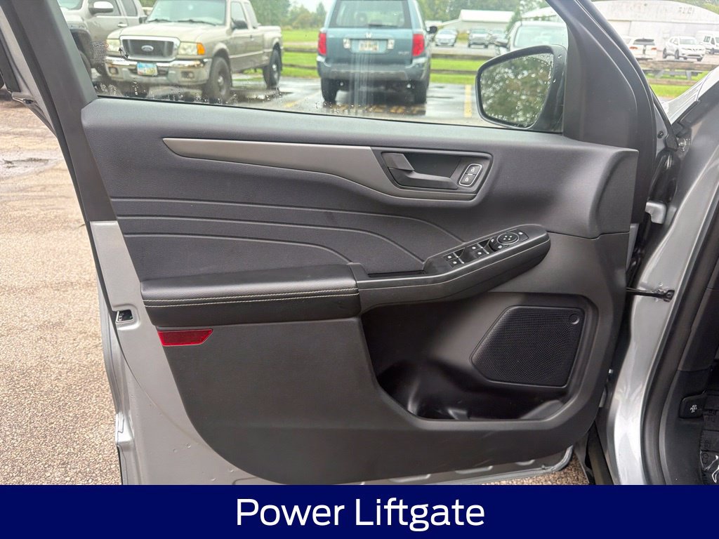 Used 2023 Ford Escape Active AWD/4WD image 18