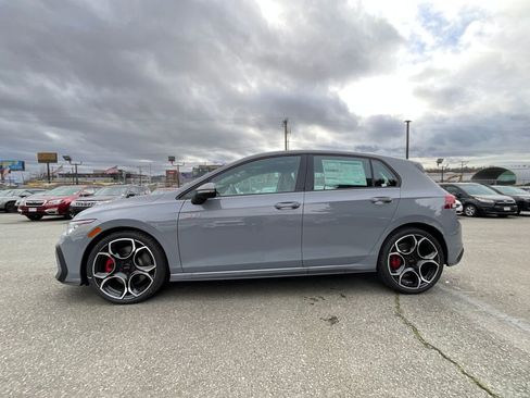 New 2026 Volkswagen GTI Autobahn image 5