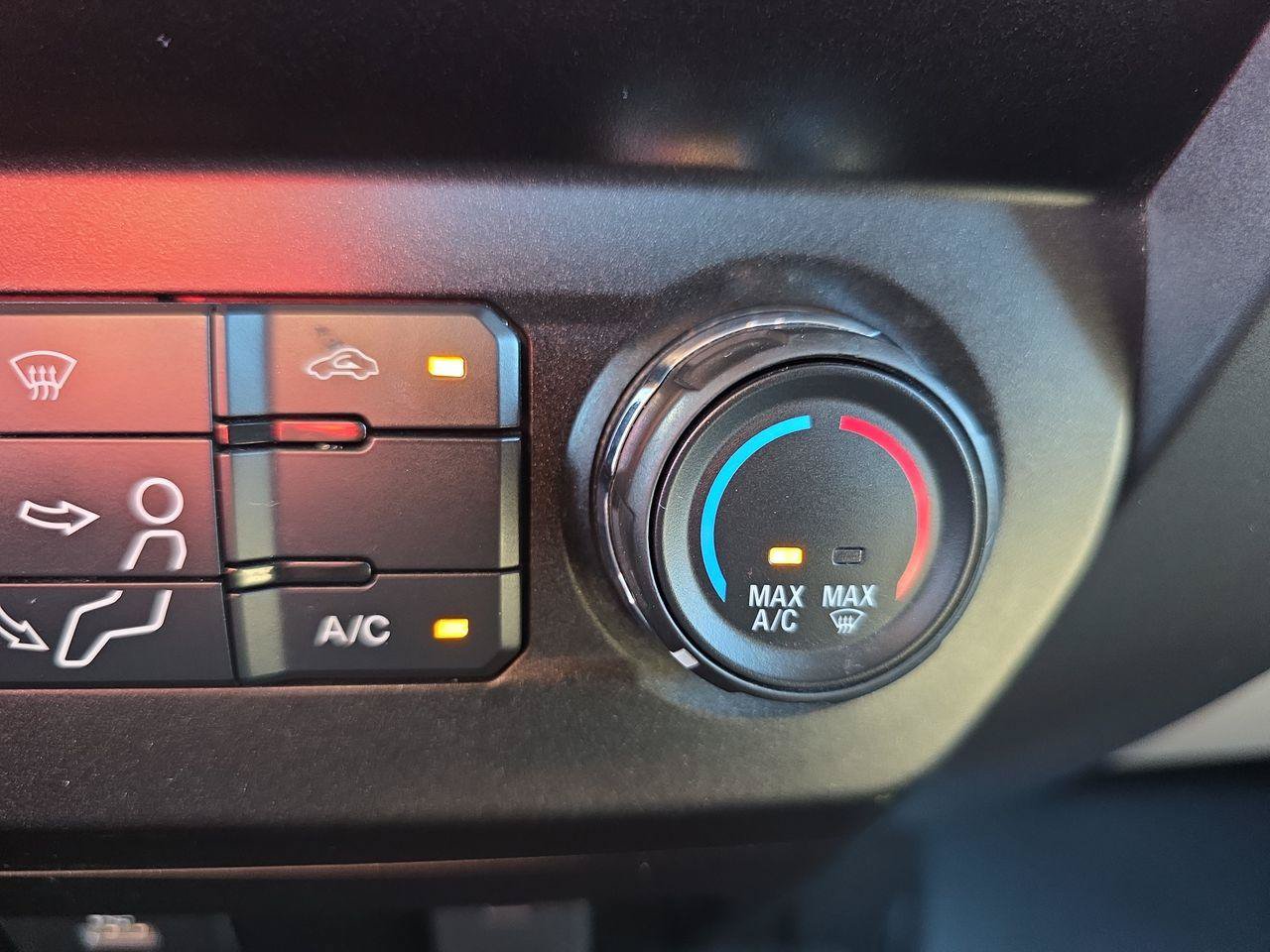 Used 2020 Ford F350 XLT w/ XLT Value Package AWD/4WD image 25