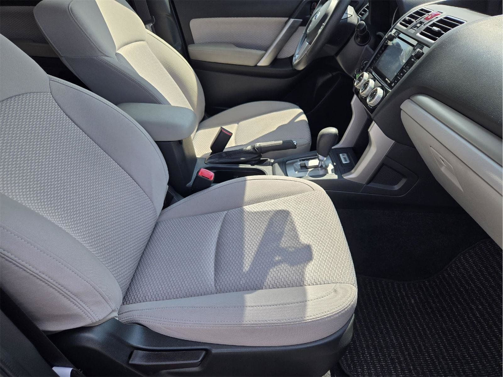 Used 2017 Subaru Forester 2.5i Premium AWD/4WD image 13
