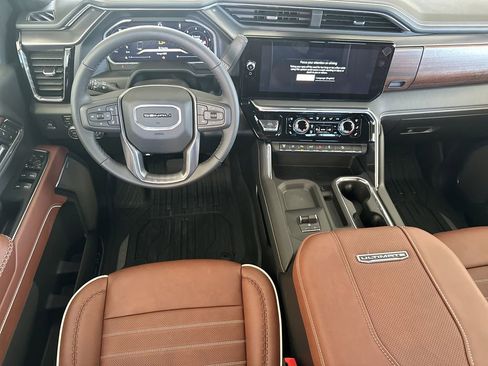 New 2026 GMC Sierra 3500 Denali Ultimate AWD/4WD image 17