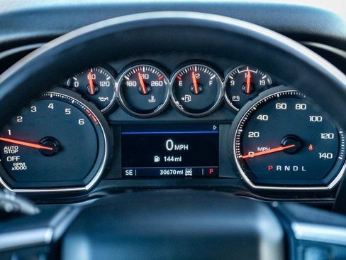 Used 2020 Chevrolet Silverado 1500 LT w/ All-Star Edition image 18