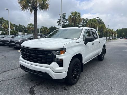 Used 2023 Chevrolet Silverado 1500 Custom w/ LPO, Dark Essentials Package RWD image 5