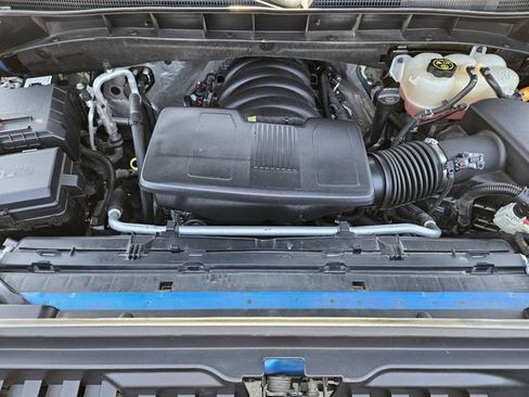 Used 2023 GMC Sierra 1500 AT4X AWD/4WD image 32