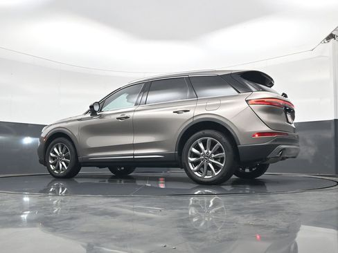 Used 2021 Lincoln Corsair FWD w/ Premium Package image 20