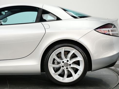 Used 2006 Mercedes-Benz SLR image 61