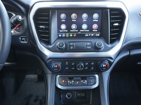 Used 2023 GMC Acadia SLE w/ Driver Convenience Package image 13