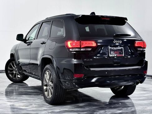 Used 2016 Jeep Grand Cherokee Limited 75th Anniversary AWD/4WD image 11