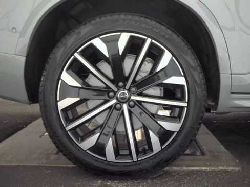 Used 2026 Volvo XC90 B6 Plus AWD/4WD image 37