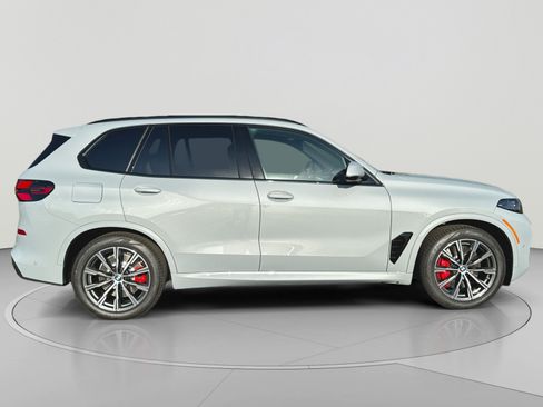 New 2026 BMW X5 xDrive50e w/ M Sport Package AWD/4WD image 34