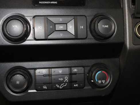 Used 2021 Ford F550 4x4 Regular Cab Super Duty image 30