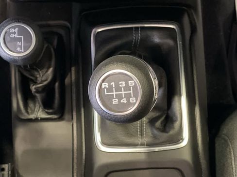 Used 2025 Jeep Wrangler Sport AWD/4WD image 21
