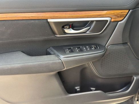 Used 2018 Honda CR-V EX image 14