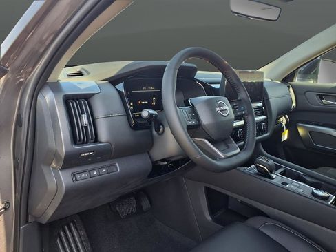 New 2026 Nissan Pathfinder SL AWD/4WD image 14