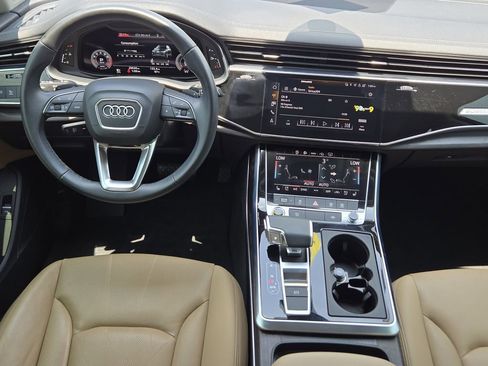 Used 2023 Audi Q7 3.0T Premium Plus AWD/4WD image 28