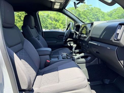 New 2026 Nissan Frontier SV w/ Tow Package AWD/4WD image 10