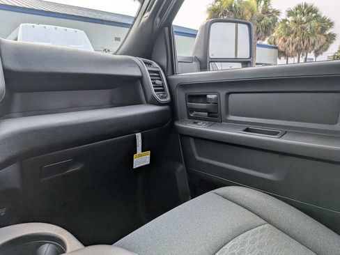 New 2026 RAM 3500 Tradesman AWD/4WD image 18