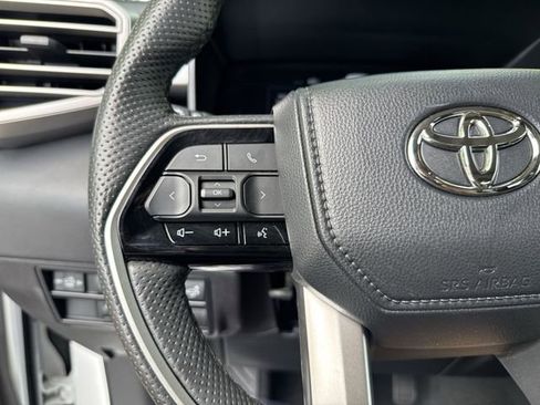 Used 2024 Toyota Tundra Limited AWD/4WD image 17