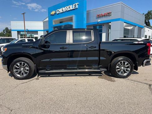 Used 2025 Chevrolet Silverado 1500 LT w/ Leather Package AWD/4WD image 3