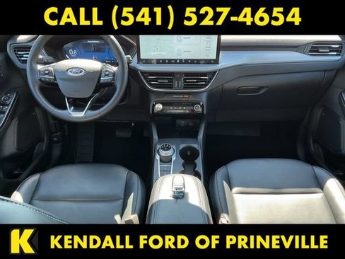 Used 2025 Ford Escape Platinum AWD/4WD image 21