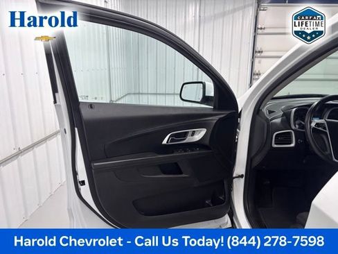 Used 2017 Chevrolet Equinox LT w/ Convenience Package FWD image 14