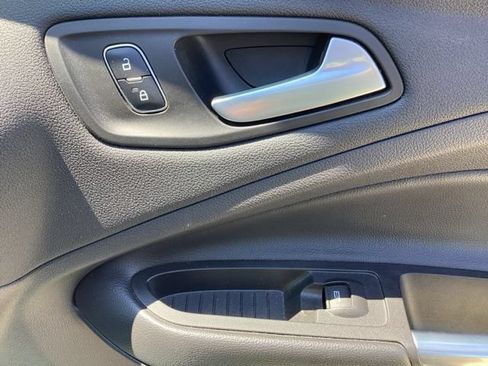 Used 2018 Ford Escape SEL w/ Ford Safe & Smart Package FWD image 24