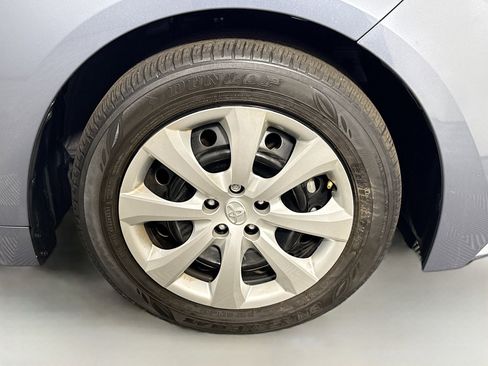 Used 2024 Toyota Corolla LE image 31