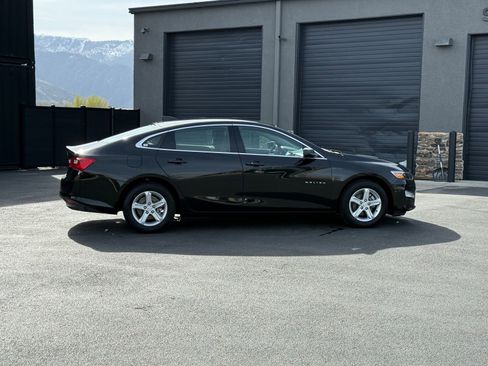Used 2024 Chevrolet Malibu LS image 3