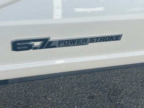 Used 2023 Ford F250 Lariat w/ Lariat Ultimate Package image 18