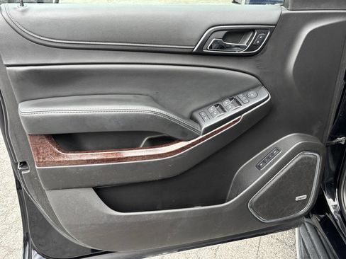 Used 2016 GMC Yukon XL SLT image 13