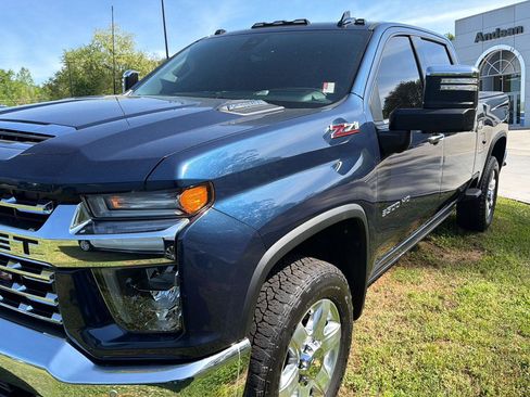 Used 2022 Chevrolet Silverado 3500 LTZ w/ LTZ Premium Package AWD/4WD image 7