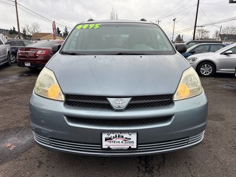 Used 2004 Toyota Sienna LE image 3