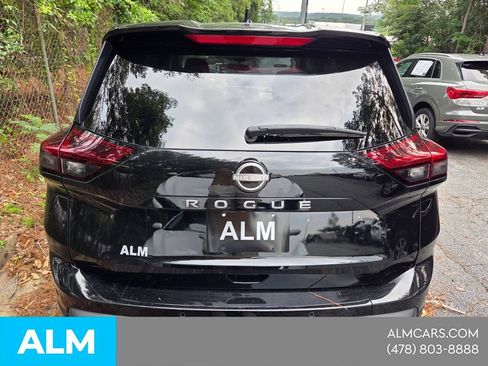 Used 2025 Nissan Rogue SV FWD image 8
