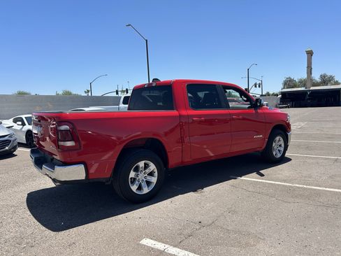 Used 2024 RAM 1500 Laramie AWD/4WD image 4