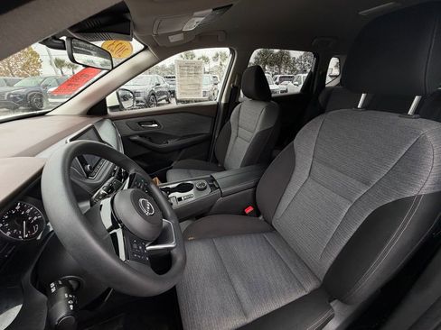 Certified 2023 Nissan Rogue SV image 11