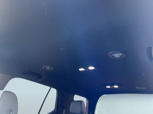 Certified 2023 Chevrolet Traverse RS image 19