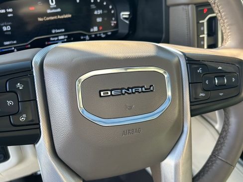 Used 2023 GMC Yukon Denali w/ Max Trailering Package image 12
