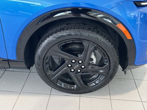 Used 2026 Chevrolet Equinox EV RS AWD/4WD image 9